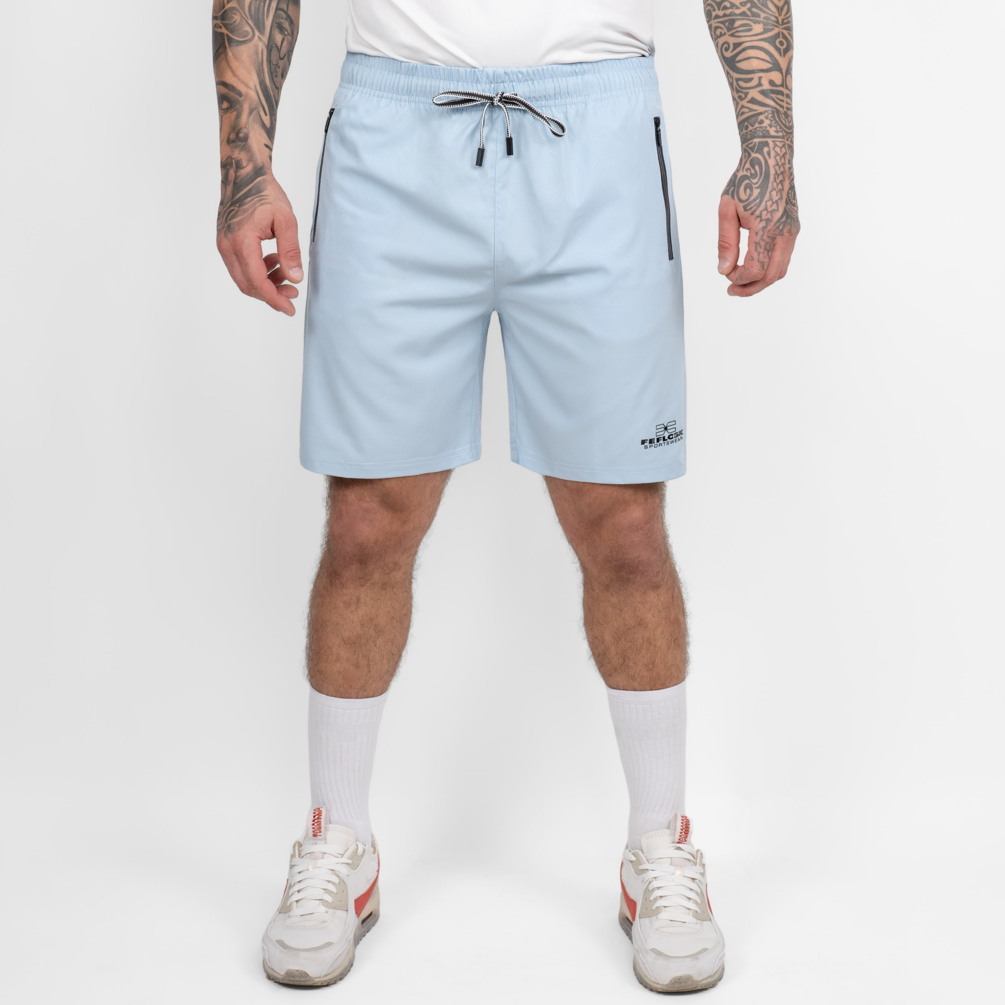 FFX Excellent Training Sport Shorts Flex Fit von FEFLOGX Sportswear, exzellente Sport Shorts, Kurze Sporthose, kurze Trainingshose, Sport Shorts Herren, kurze Jogginghose Herren in hellblau & hellgrün, vordere Ansicht, hellblaue Sportshorts. FFX Excellent Training Sport Shorts Flex Fit